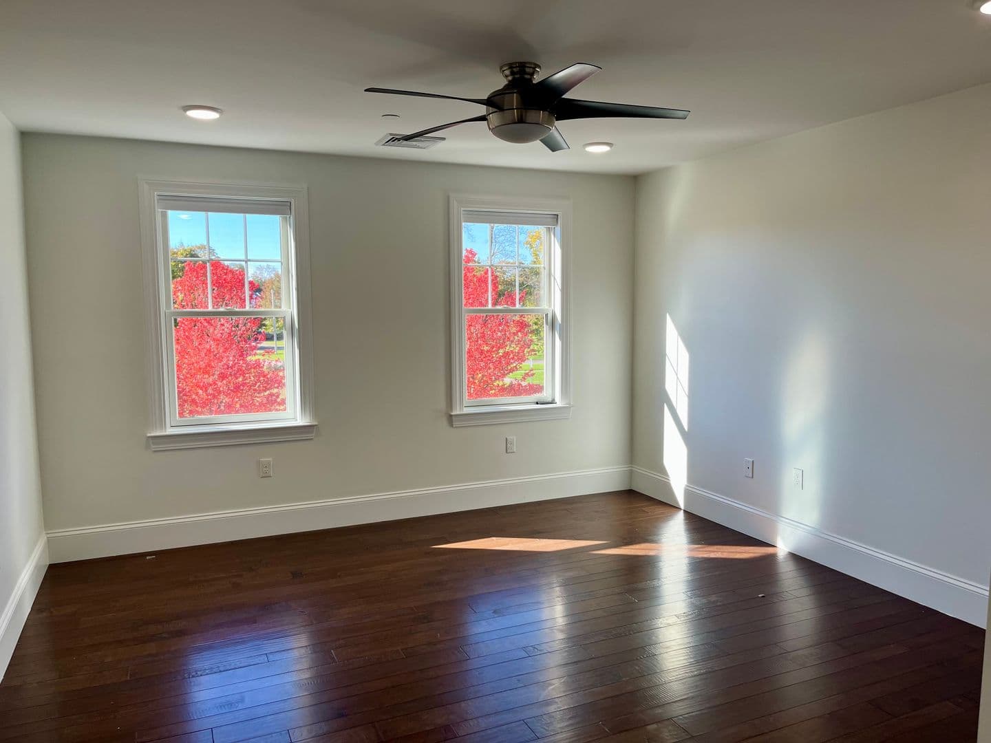 Foxborough Apartment: 44 Dexter Road