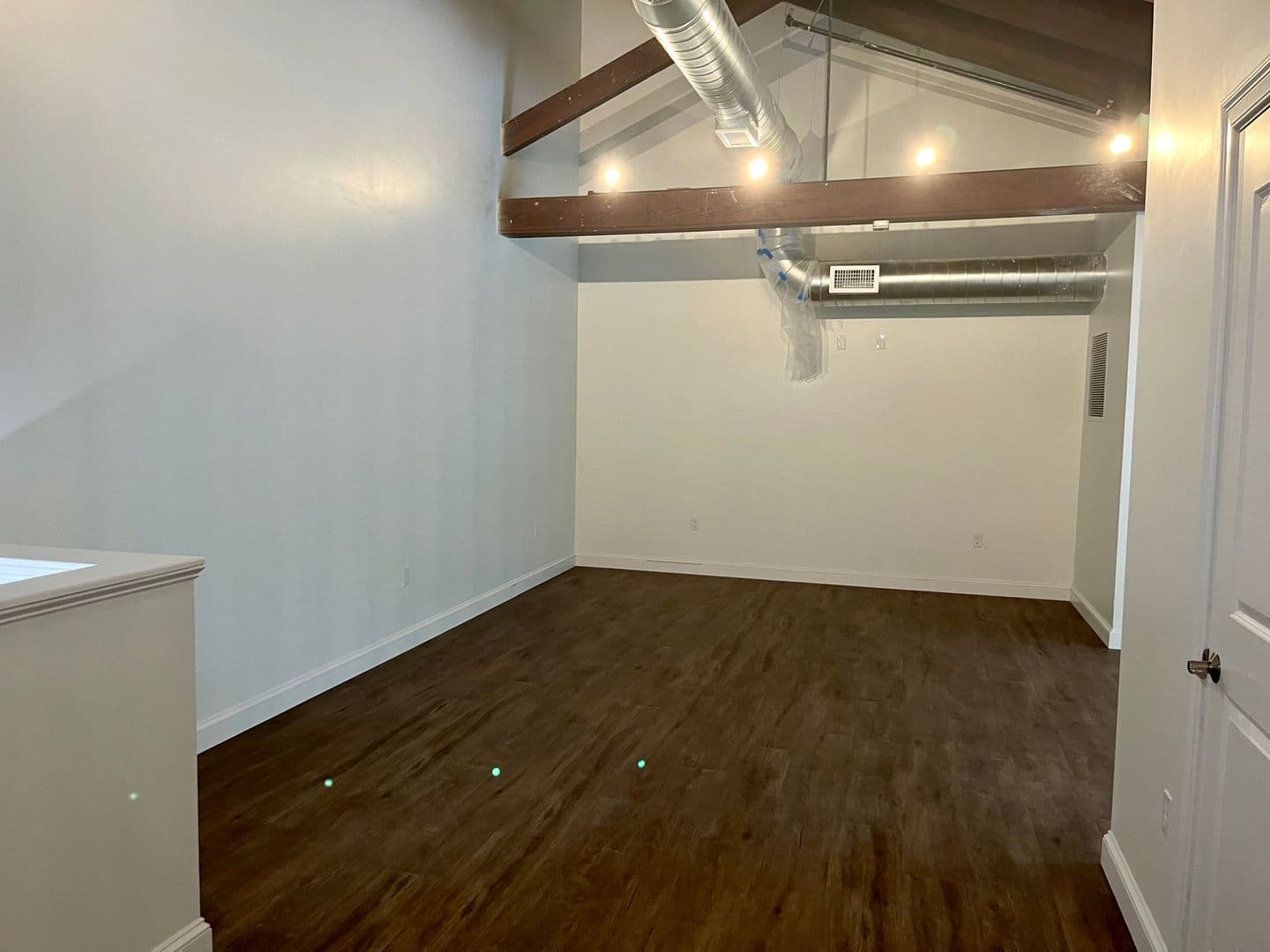 North Easton Apartment: 8 Lincoln Street