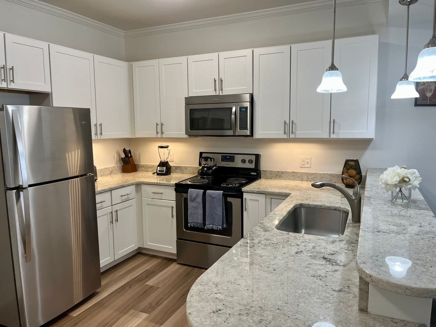 Foxborough Apartment: 34 Capone Road