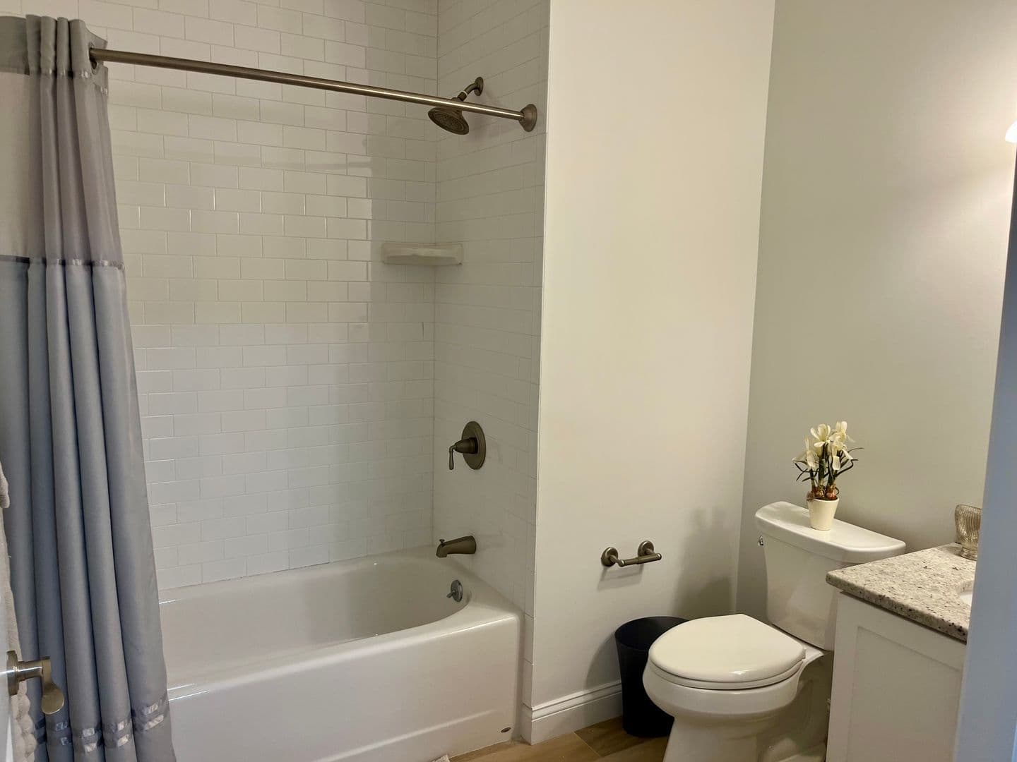 Foxborough Apartment: 34 Capone Road