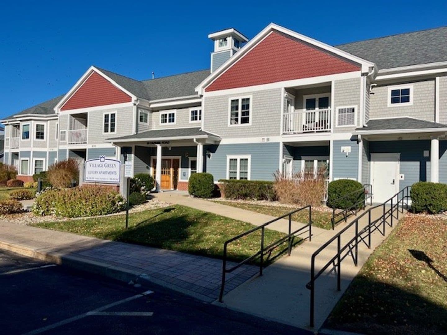 Foxborough Apartment: 34 Capone Road
