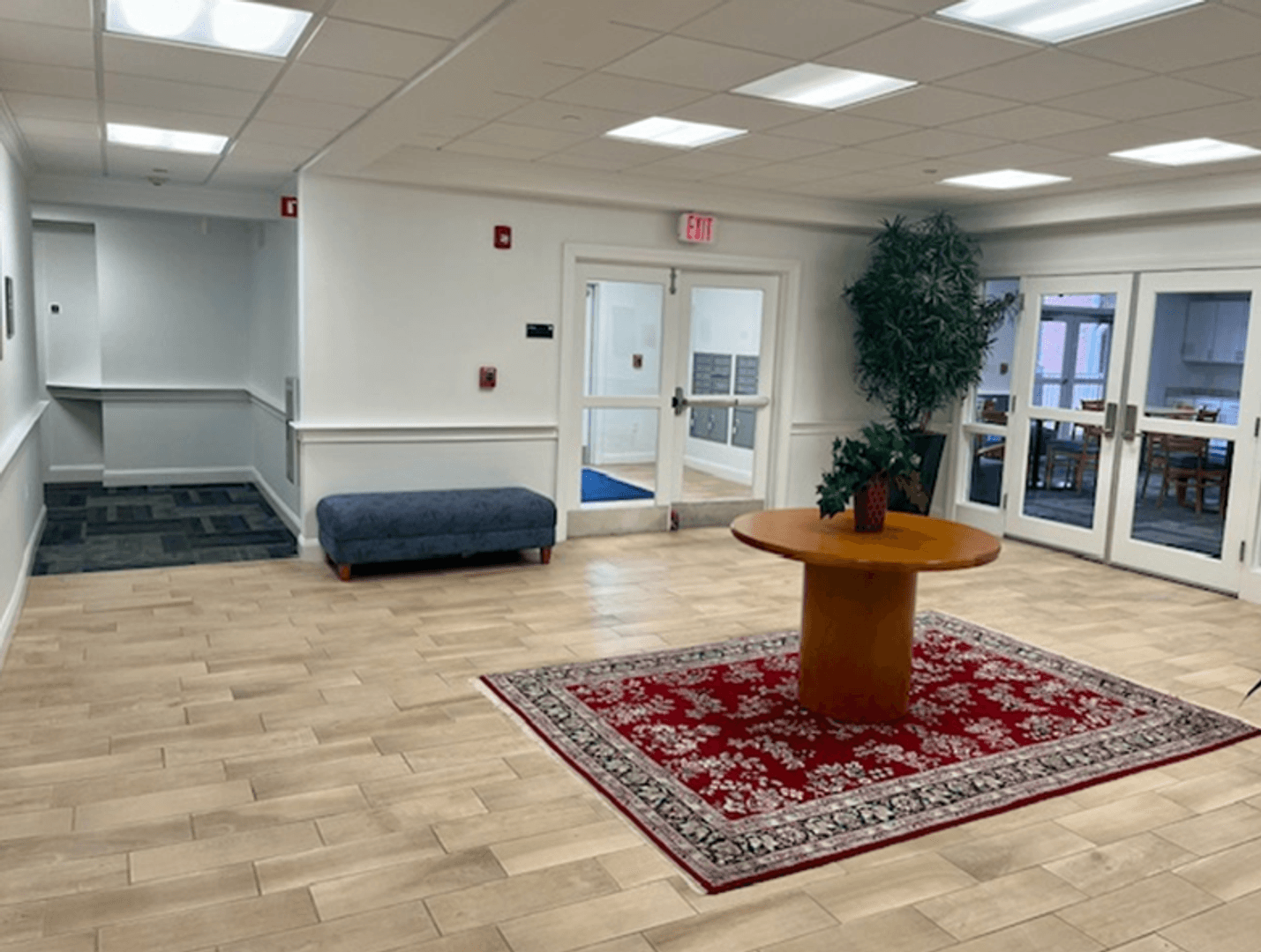 South Easton Apartment: 11 Roosevelt