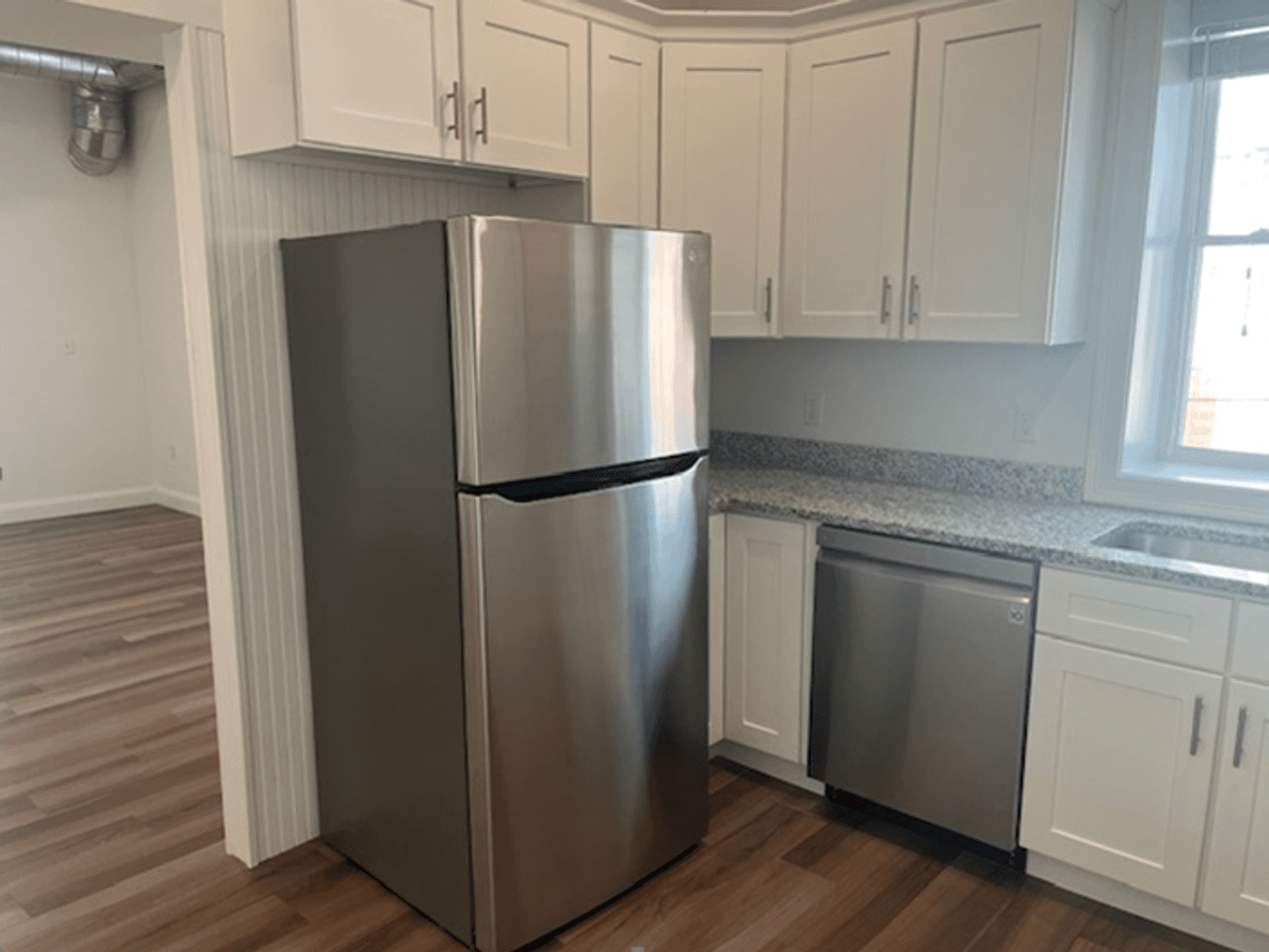 Foxborough Apartment: 44 School Street