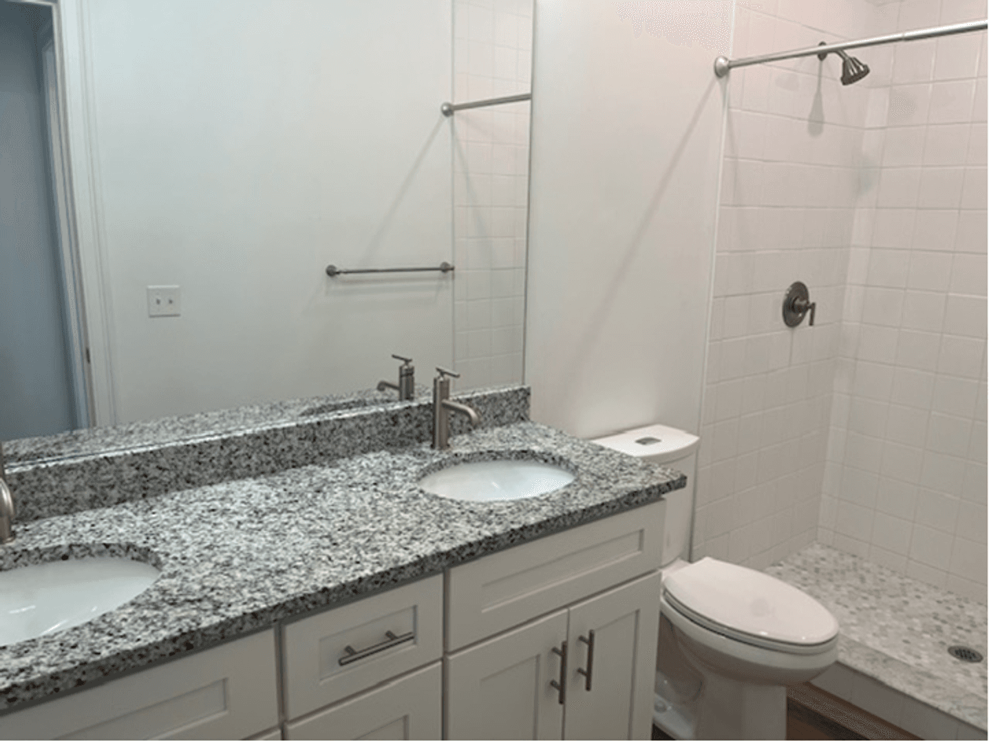 Foxborough Apartment: 44 School Street