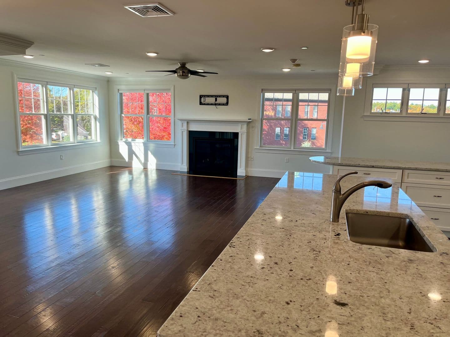 Foxborough Apartment: 44 Dexter Road