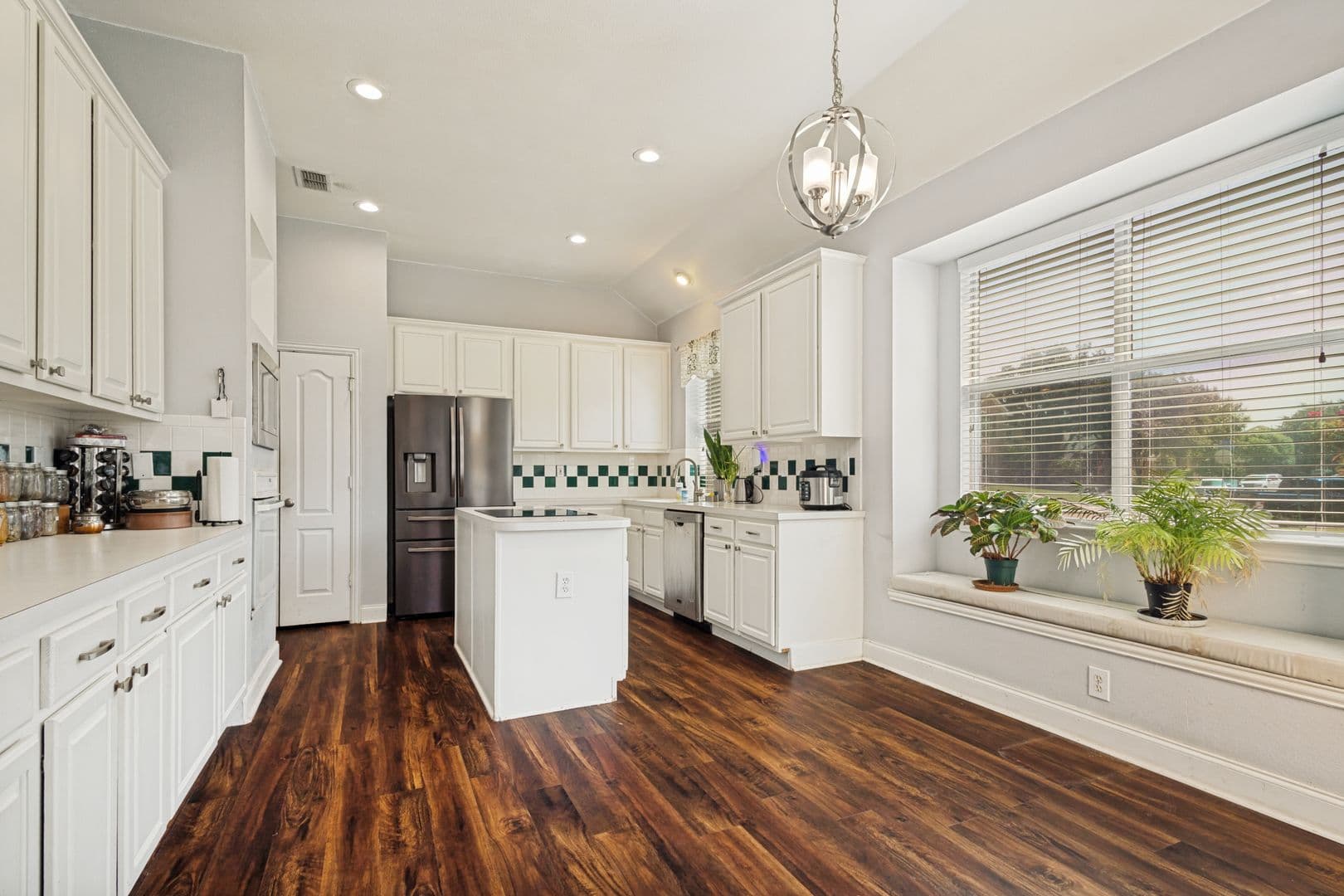 The Colony House: 3737 Cottonwood Springs Dr