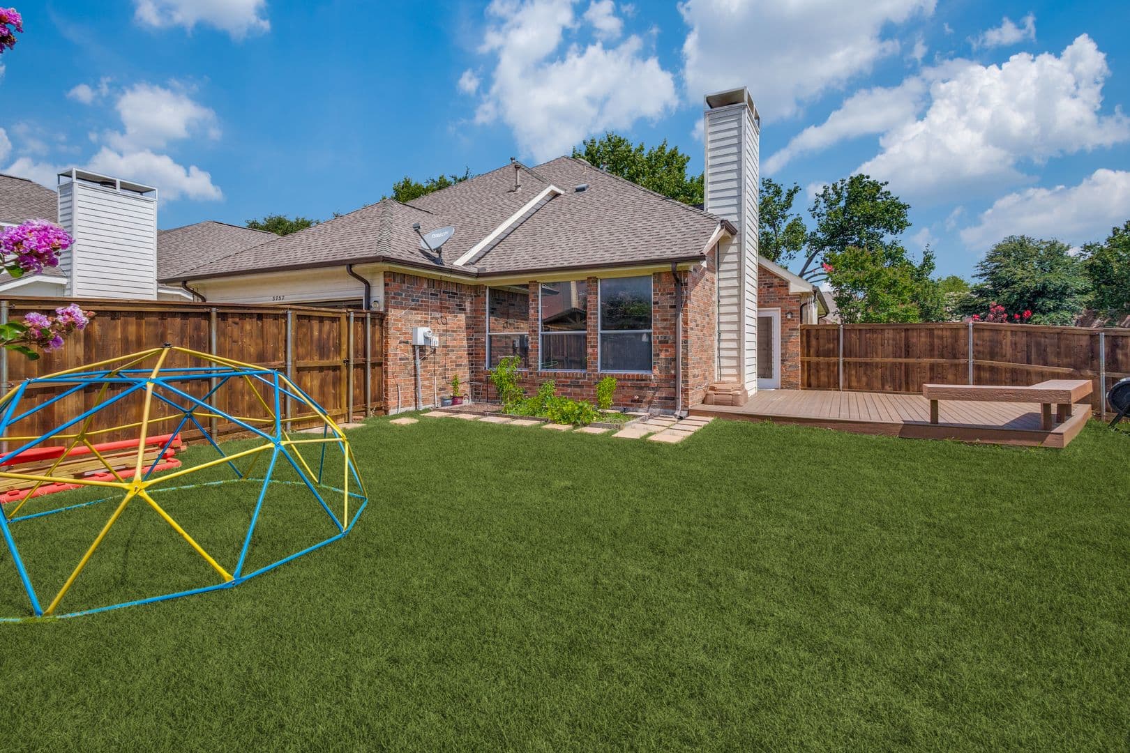 The Colony House: 3737 Cottonwood Springs Dr