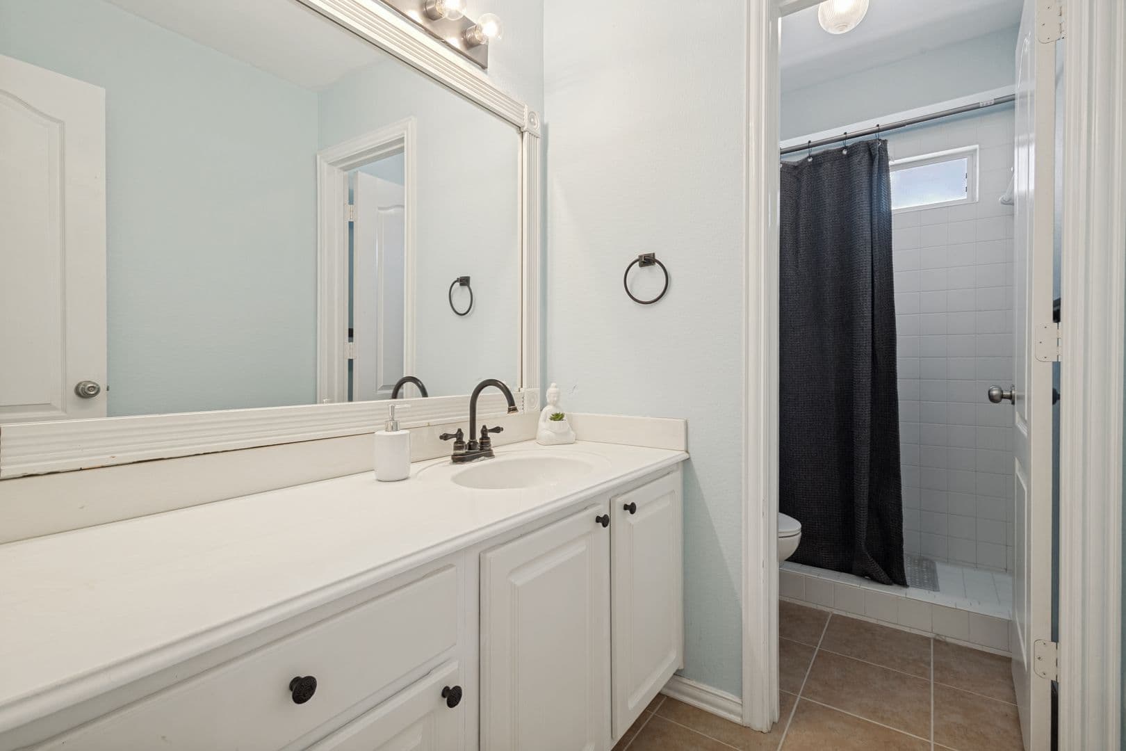 The Colony House: 3737 Cottonwood Springs Dr