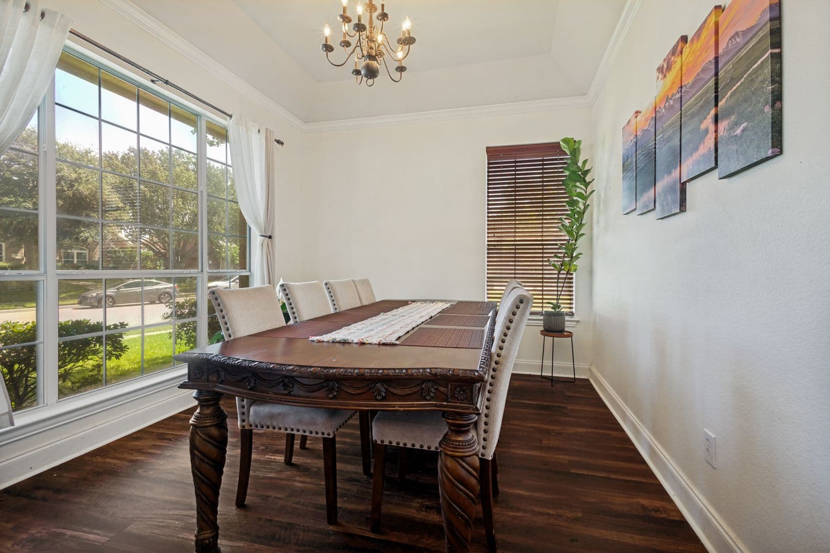 The Colony House: 3737 Cottonwood Springs Dr