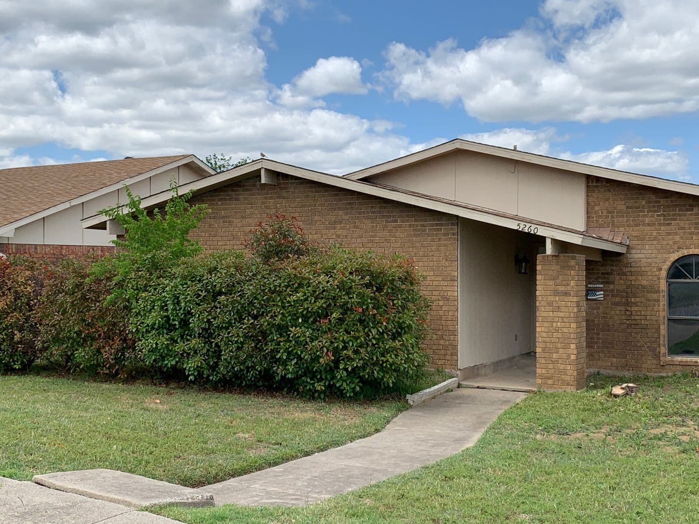 The Colony House: 5260 Pruitt Dr