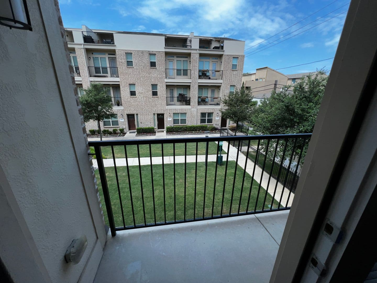 Dallas Townhome: 1319 Rancho Mirage Dr