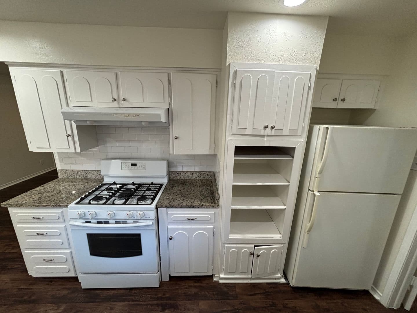 Garland House: 1814 Bardfield Avenue
