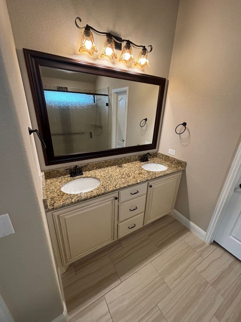 Forney House: 1104 Canterbury Lane