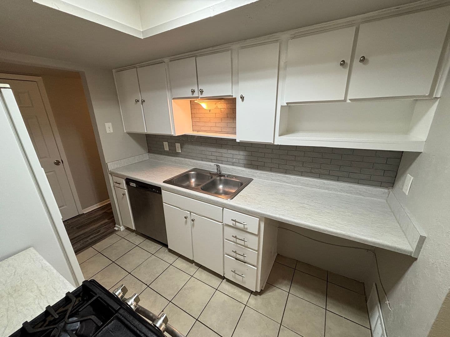 Irving House: 2522 Cunningham St,