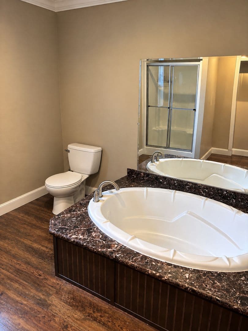 Gainesville House: 613 Queens Rd