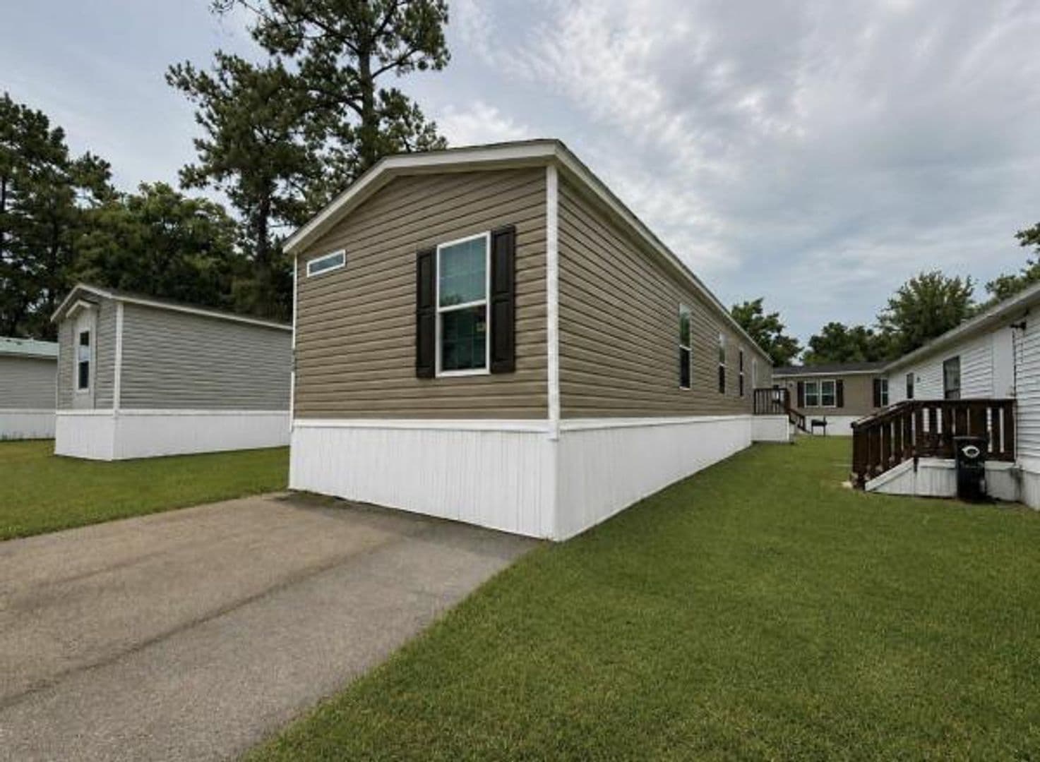 Gainesville House: 613 Queens Rd