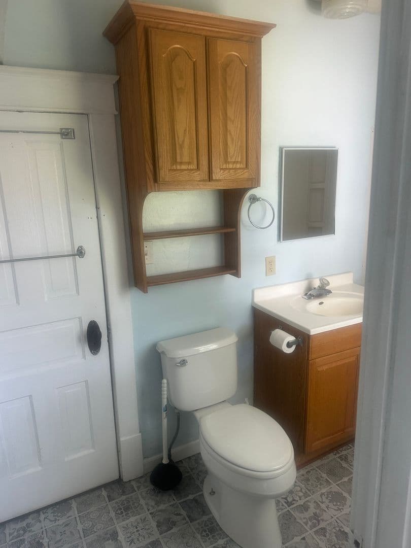 Aurora Apartment: 603 M. Street
