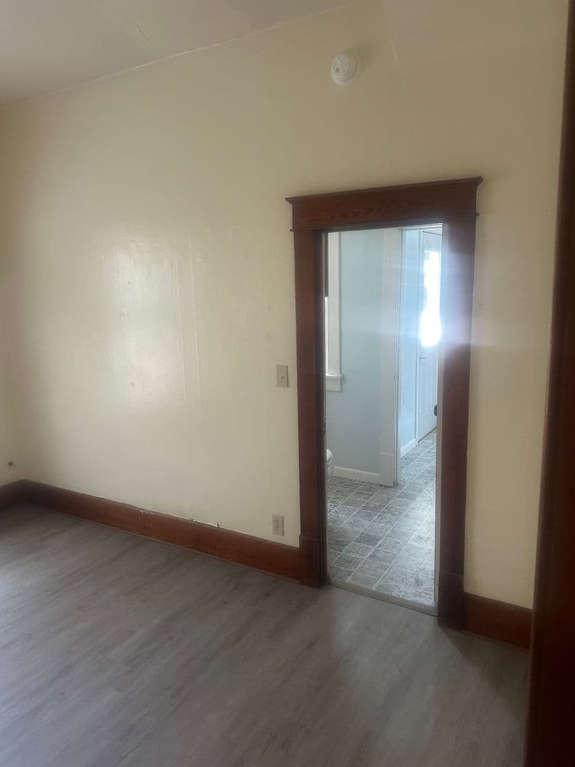 Aurora Apartment: 603 M. Street