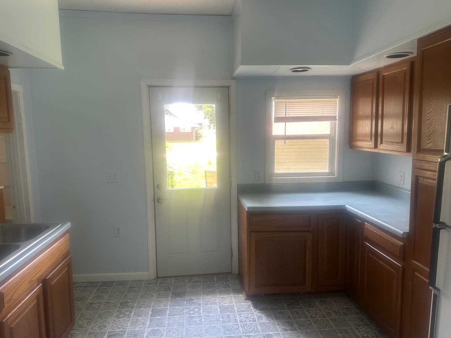 Aurora Apartment: 603 M. Street