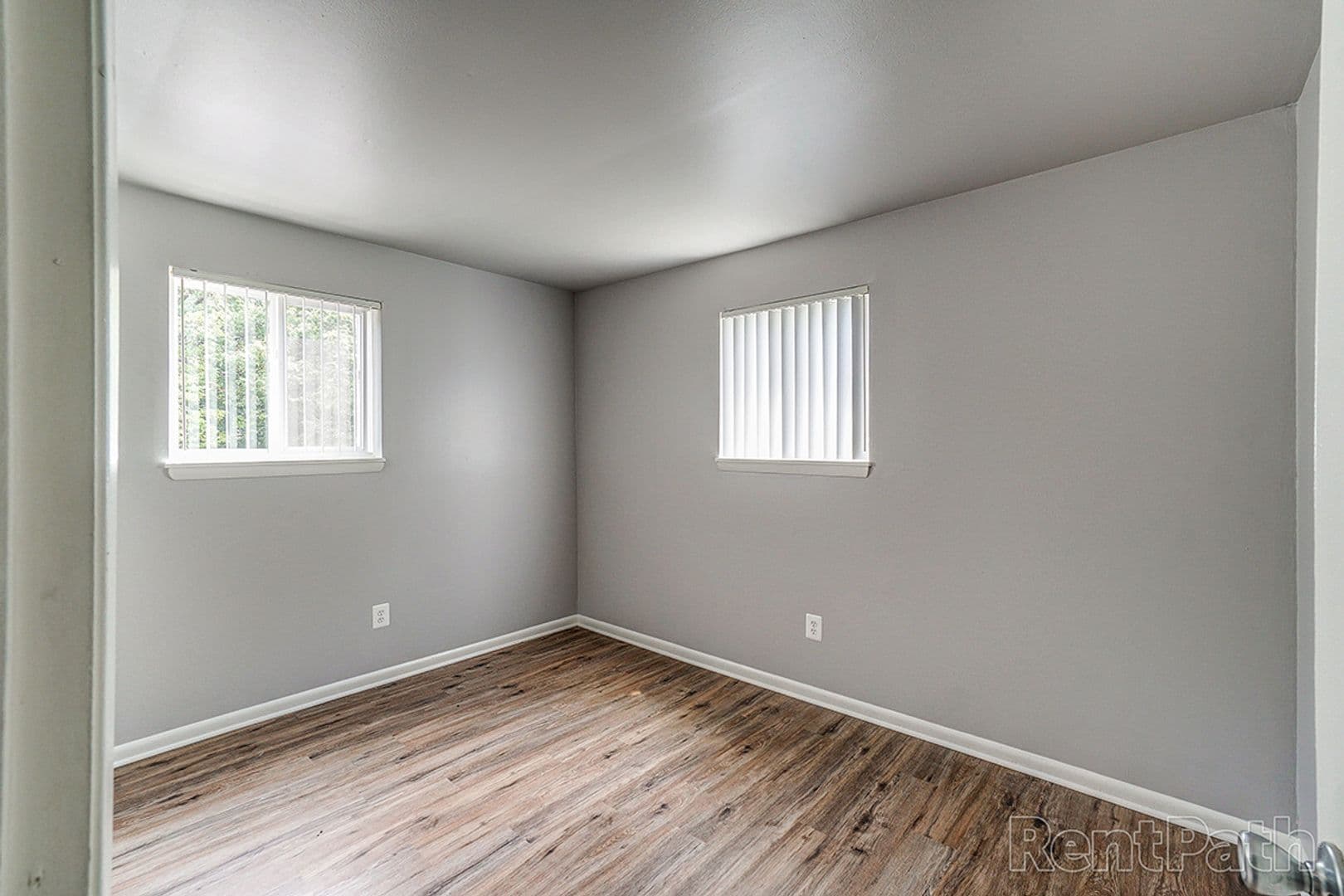 Baltimore Apartment: 4013 White Ave