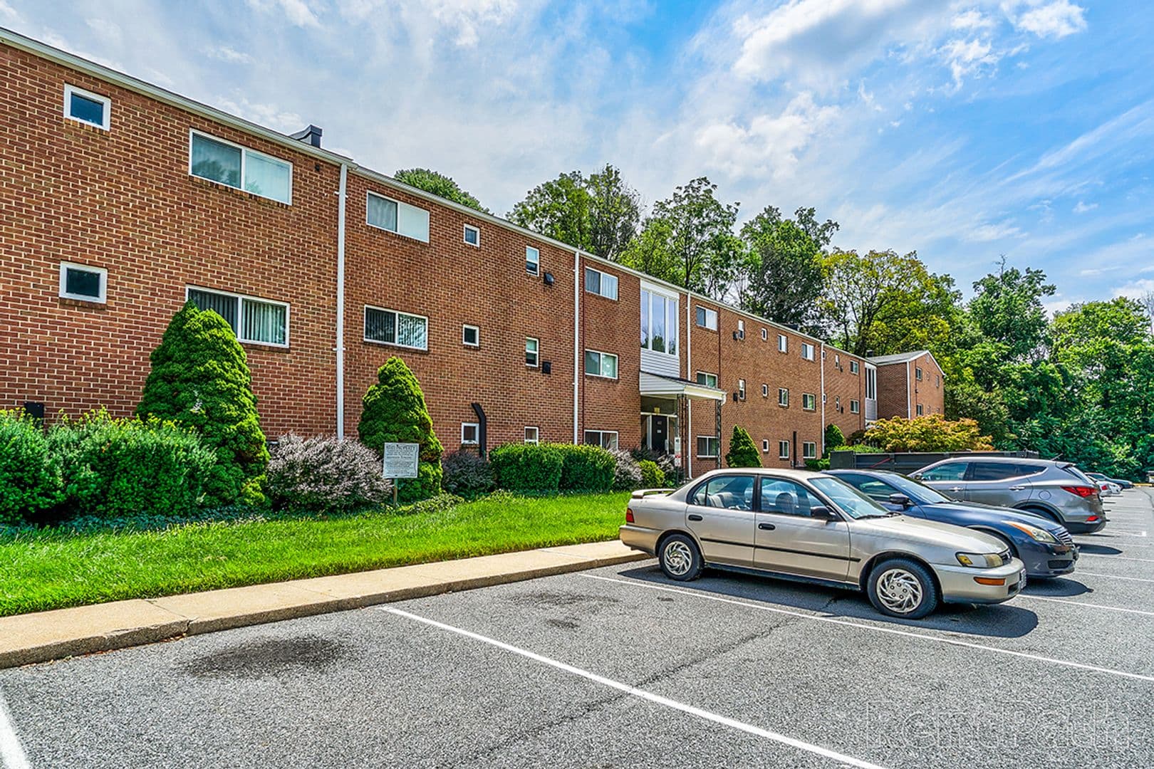Baltimore Apartment: 4013 White Ave