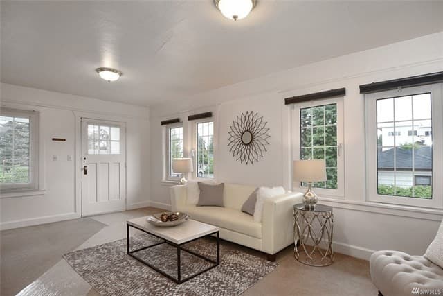 Seattle House: 10025 39th Ave SW