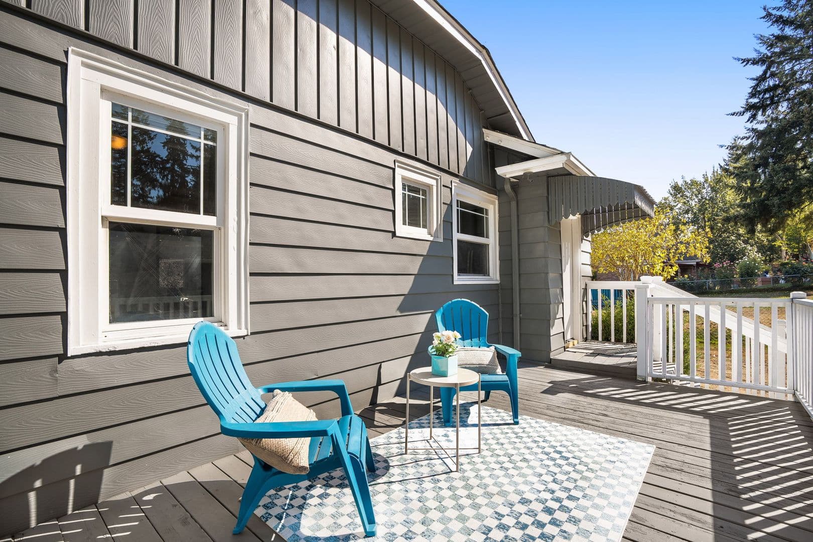 Everett House: 5620 Wetmore Ave