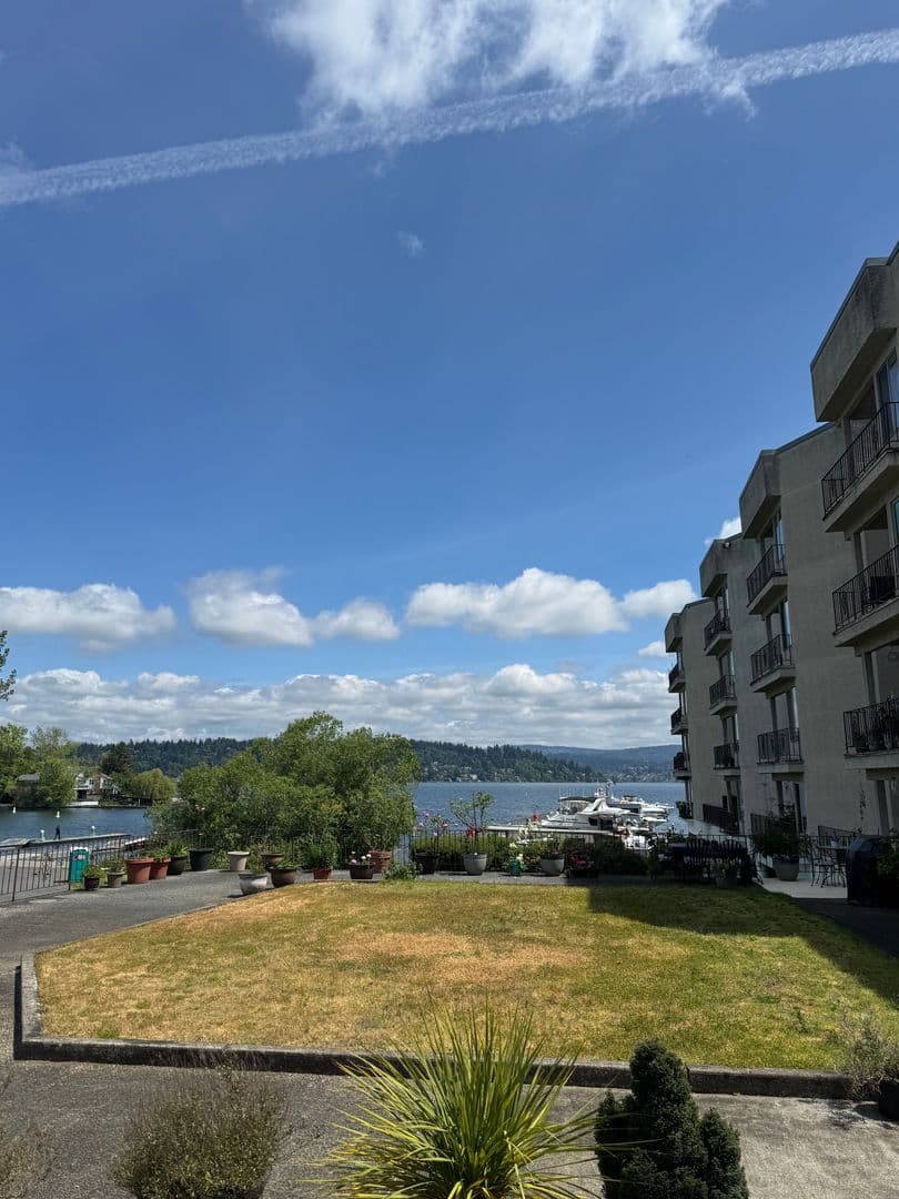 Seattle Condo: 9030 Seward Park Ave S, #203