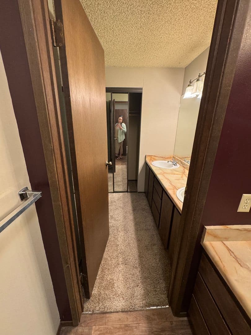 Burien Condo: 233 SW 154th, #301