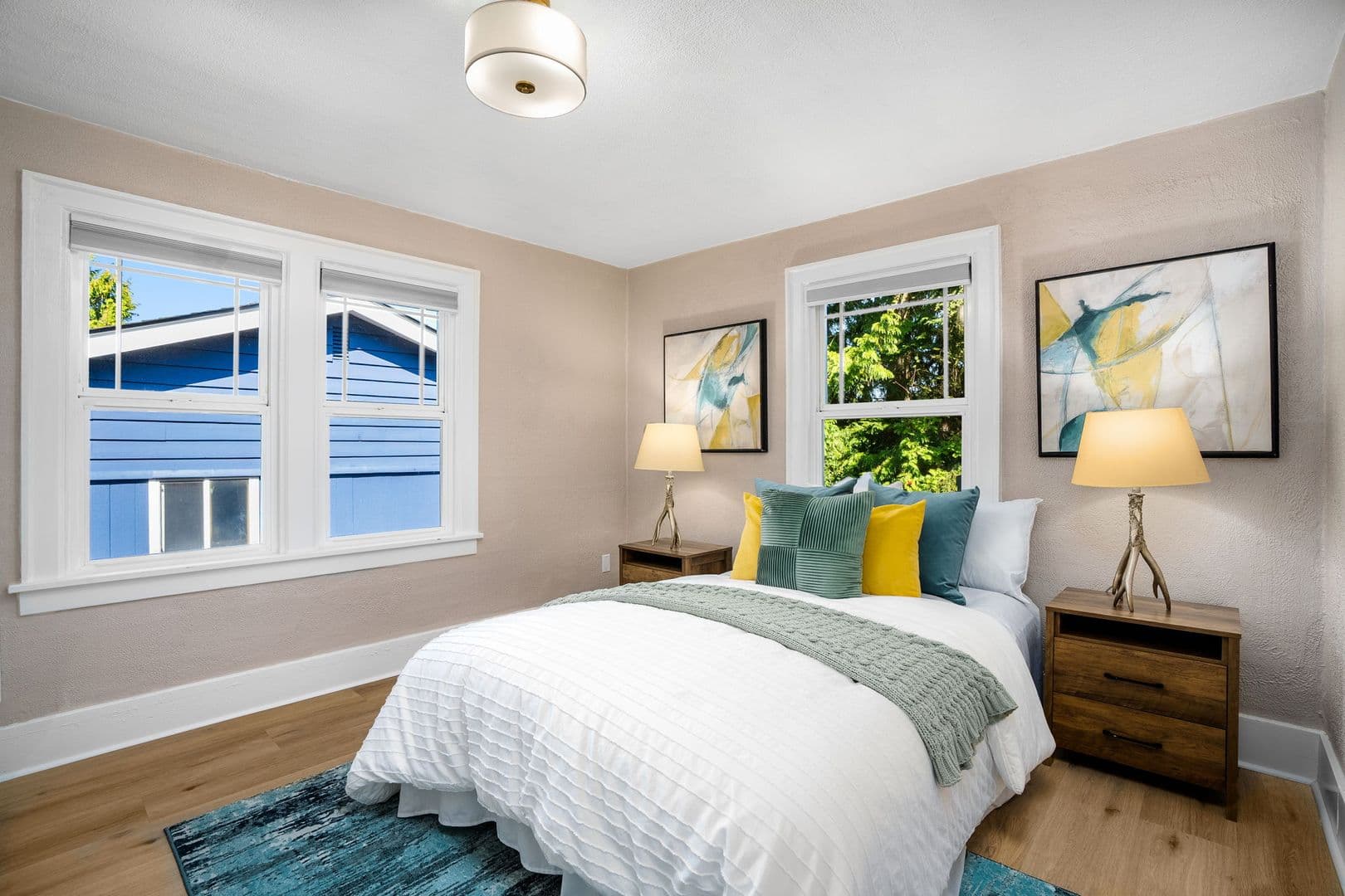 Everett House: 5620 Wetmore Ave
