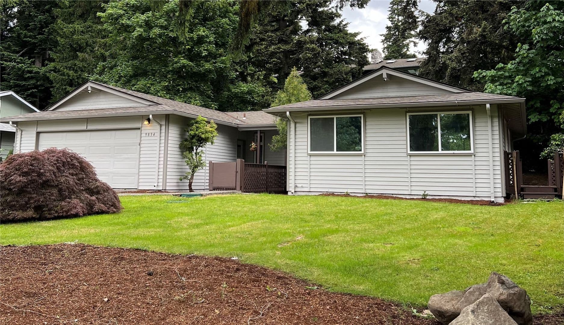 Renton House: 9834 124th Ave SE