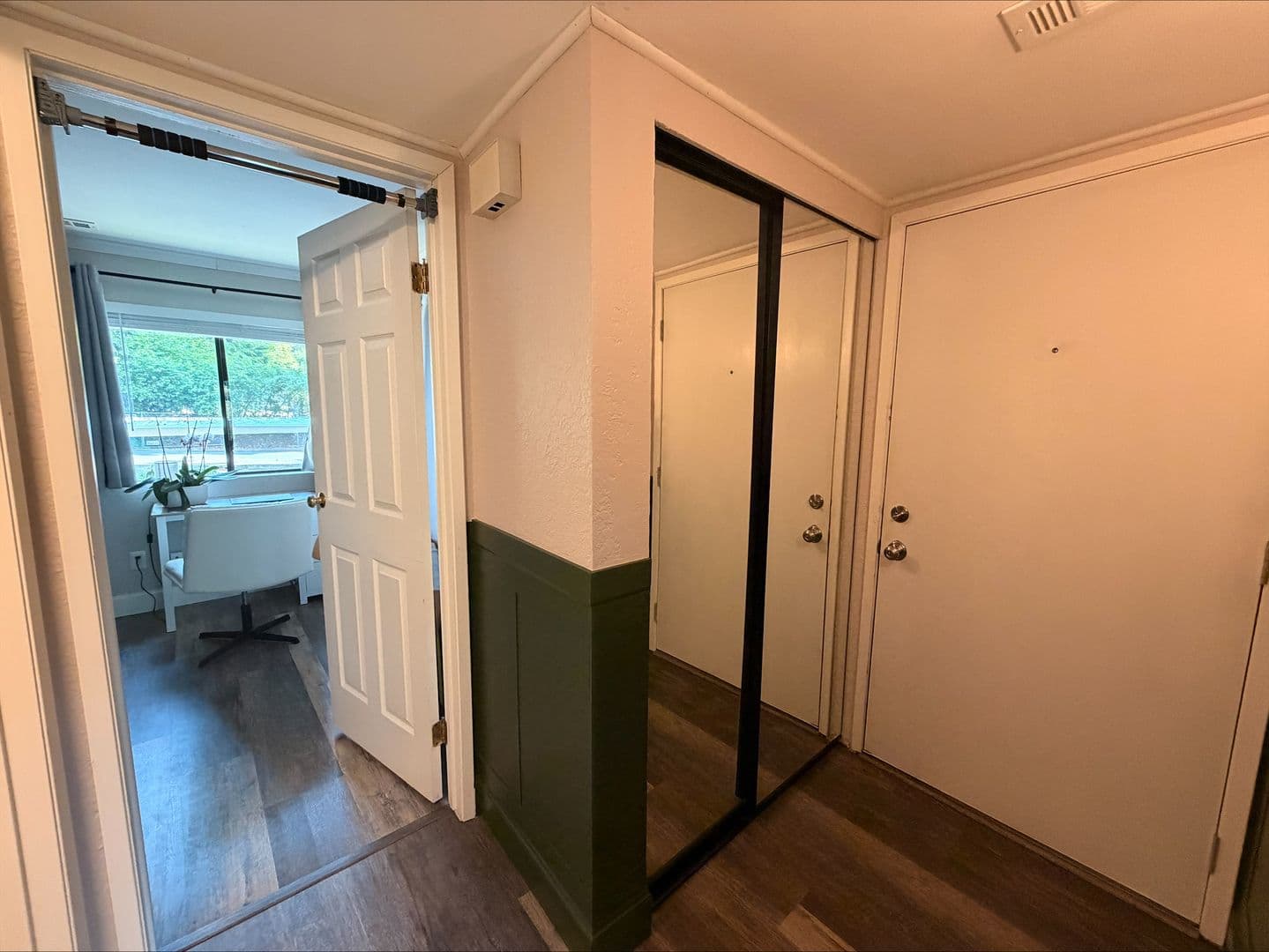 Kirkland Condo: 6722 112th Ave NE