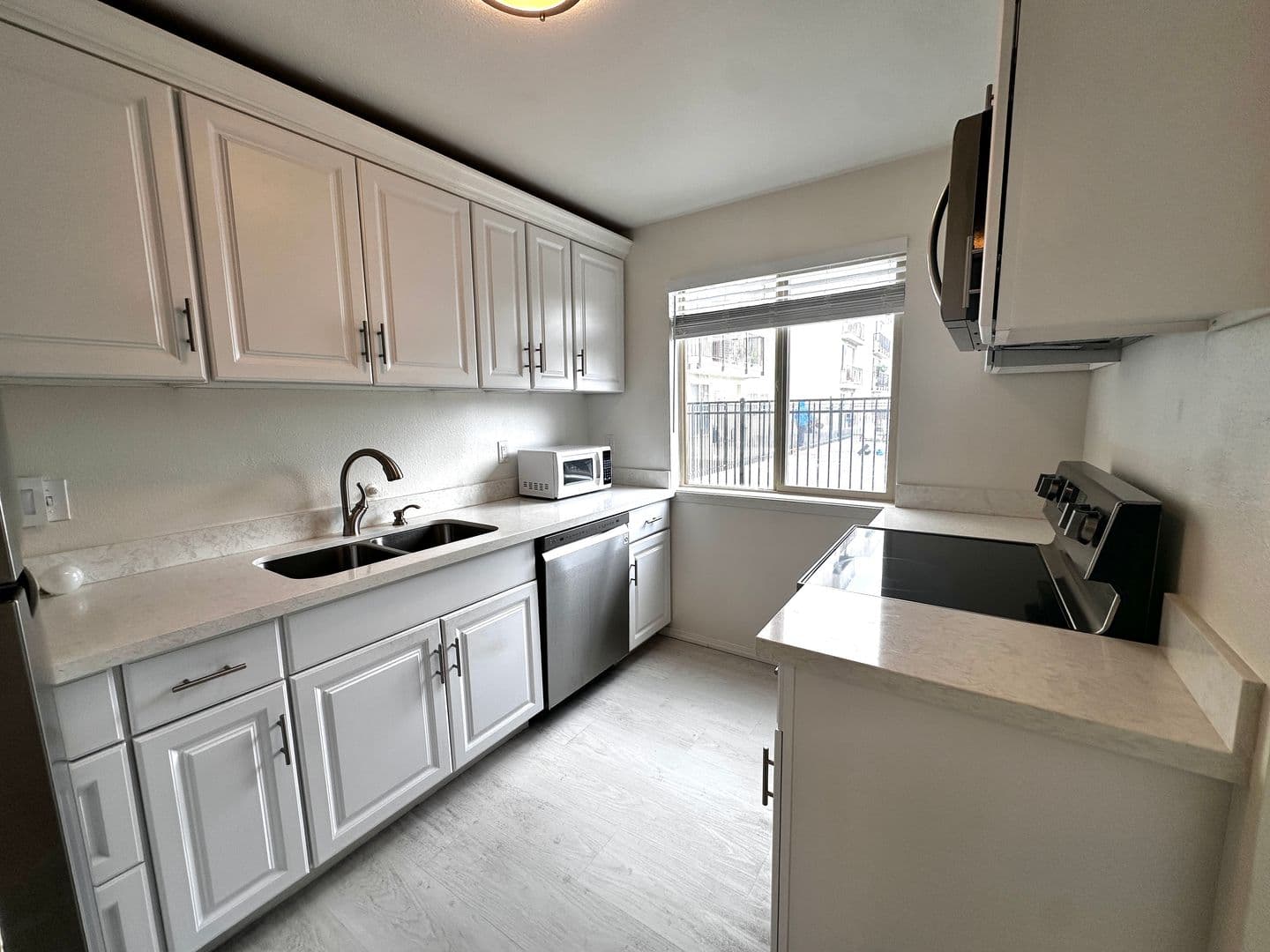 Seattle Condo: 9030 Seward Park Ave S, #203