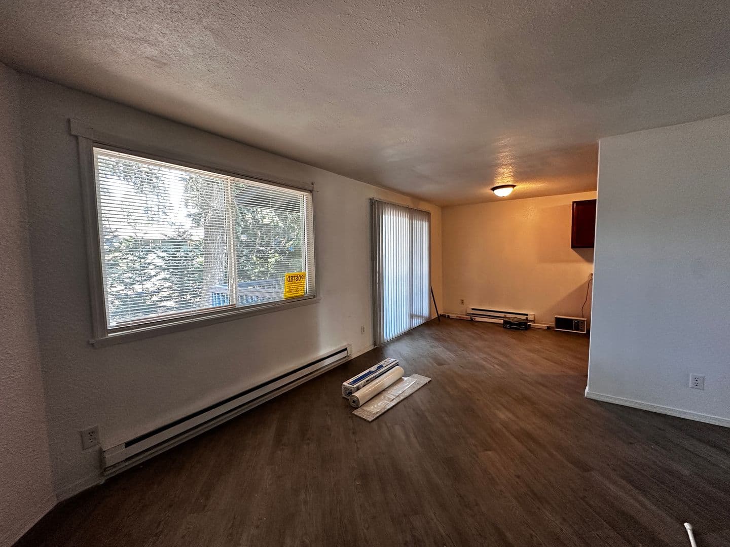 Tacoma Apartment: 1819 S 93rd St