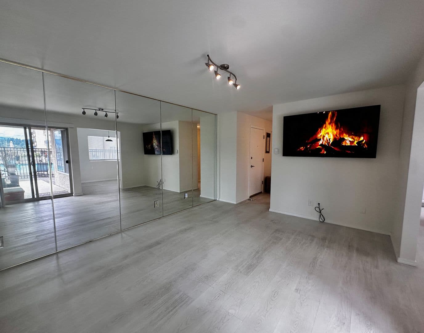 Seattle Condo: 9030 Seward Park Ave S, #203