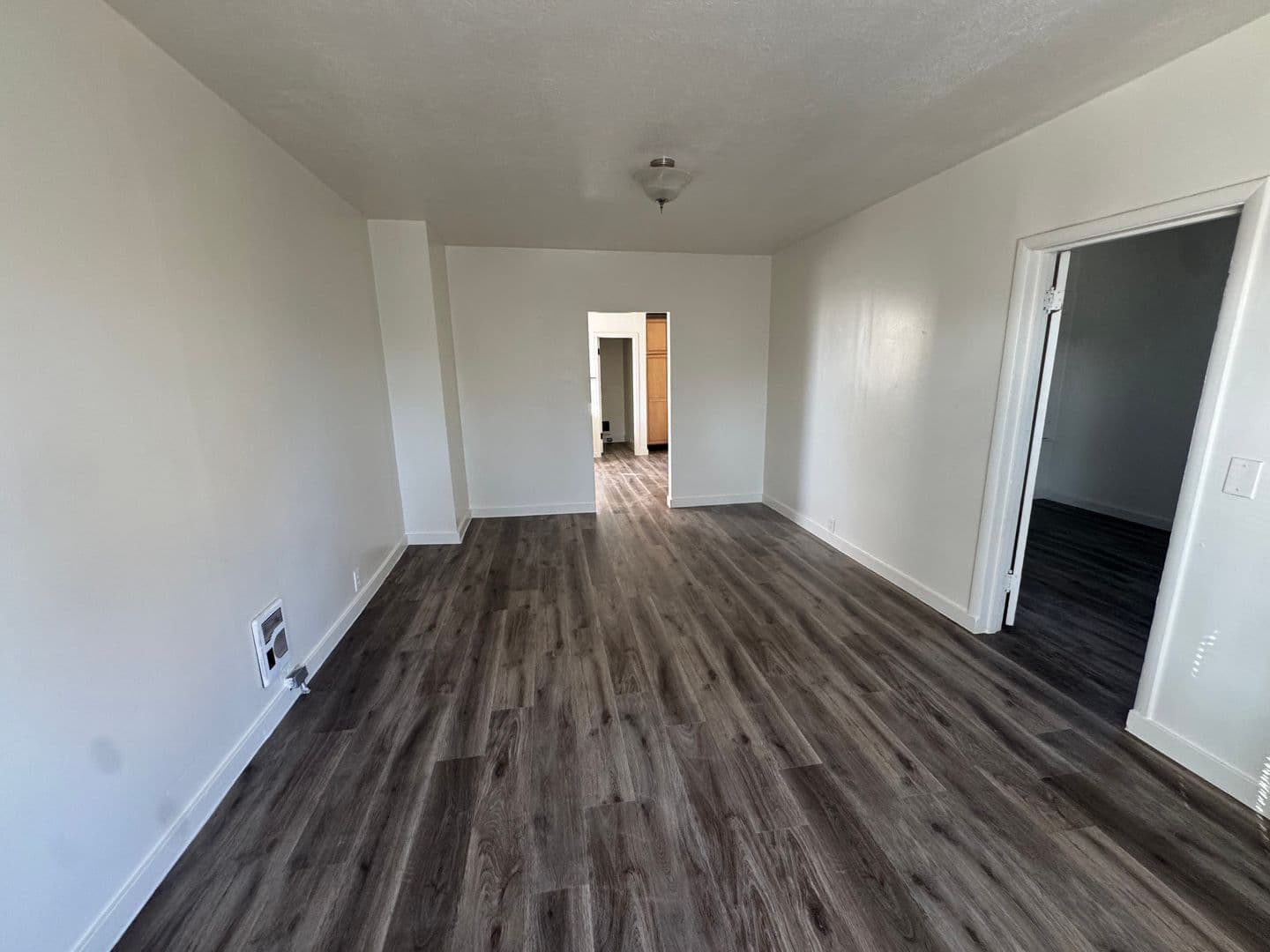 Tacoma Apartment: 712  S Sheridan