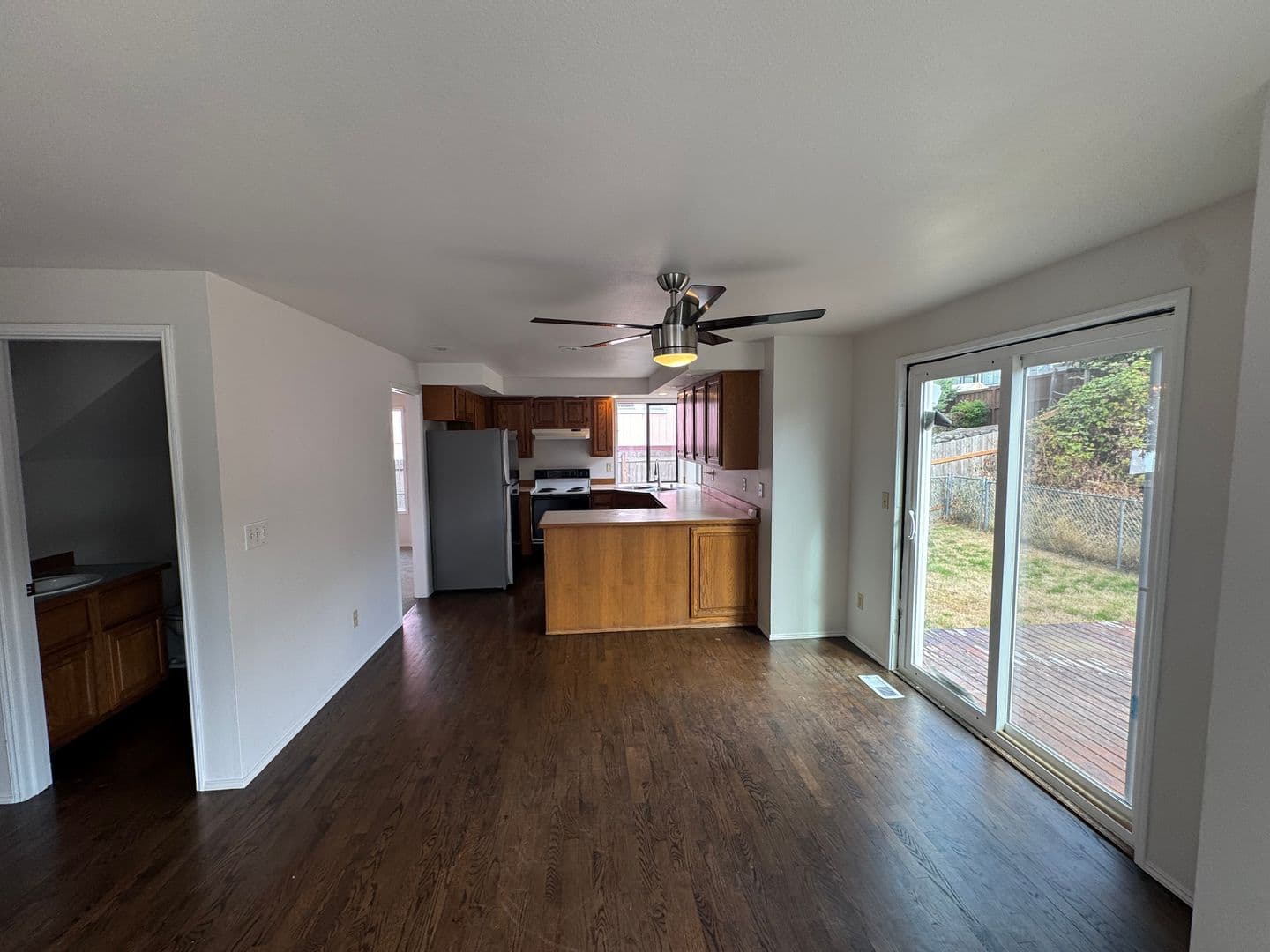 Tacoma House: 1507 63rd Ave NE