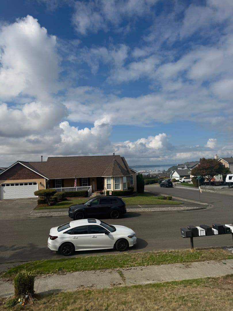 Tacoma House: 1507 63rd Ave NE