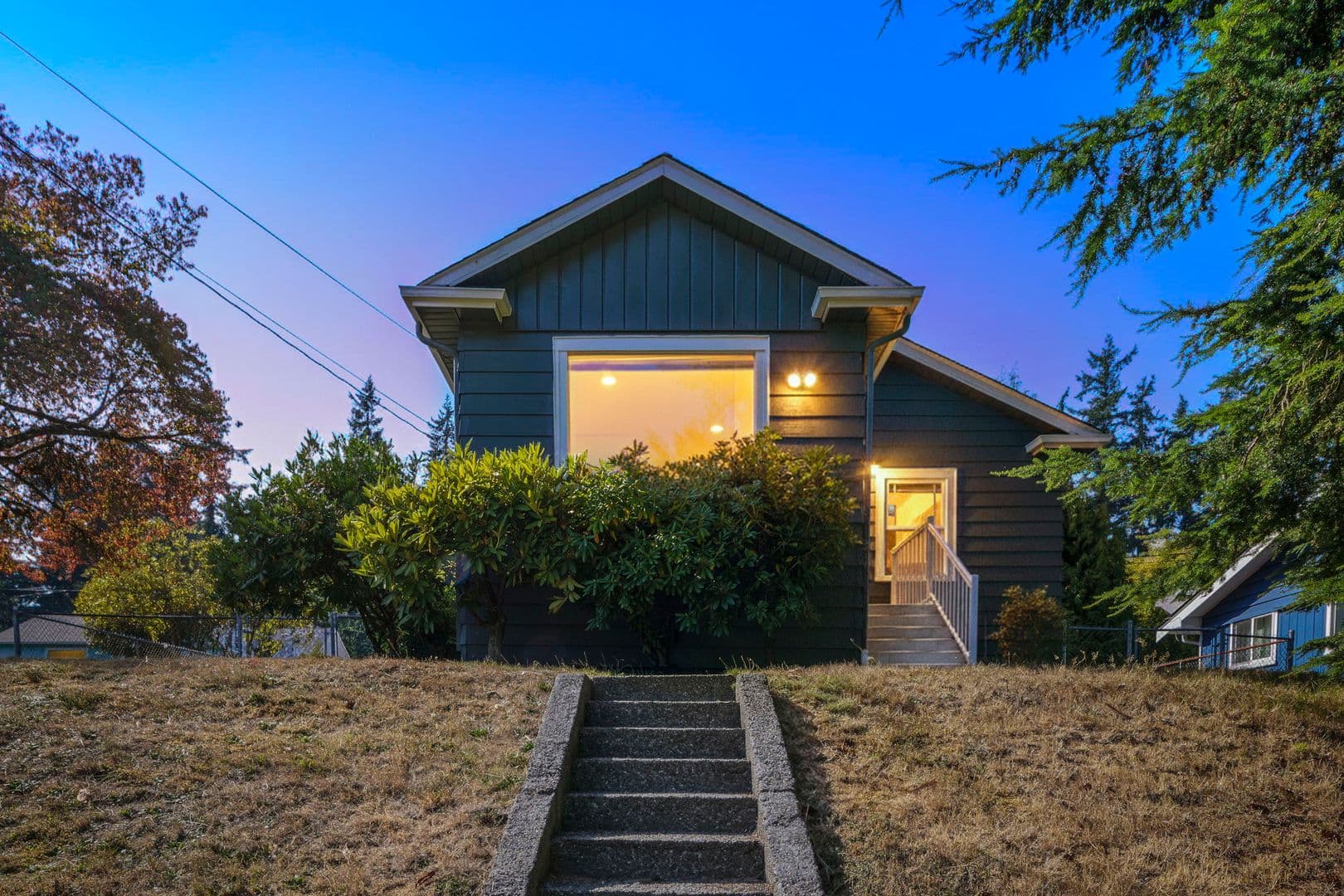 Everett House: 5620 Wetmore Ave