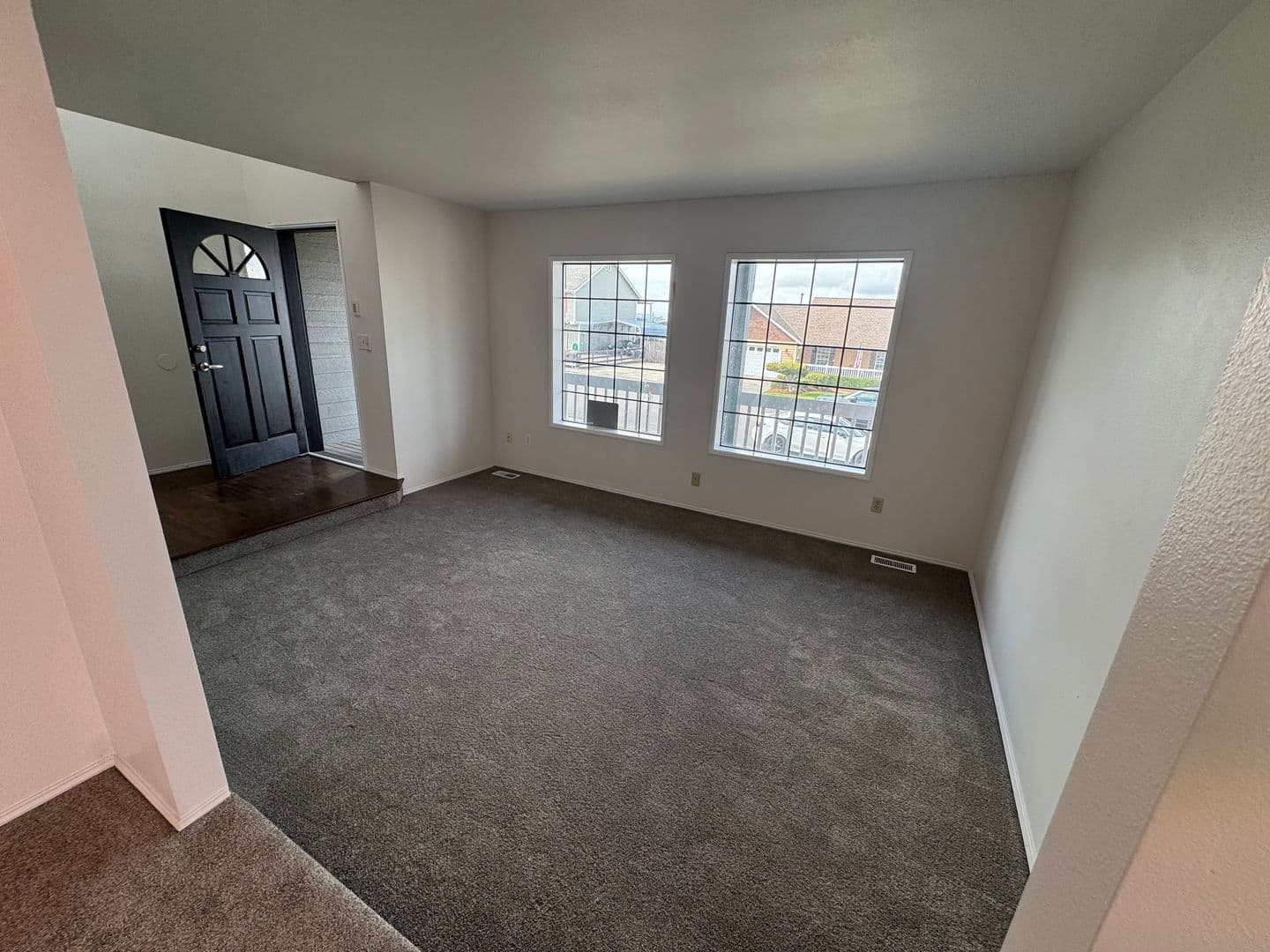 Tacoma House: 1507 63rd Ave NE