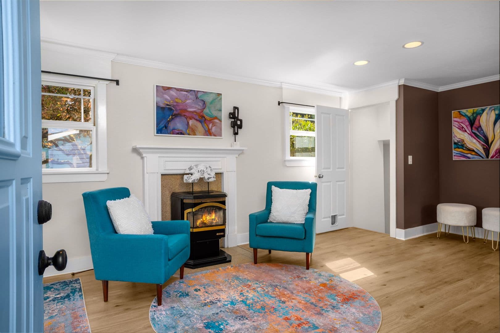 Everett House: 5620 Wetmore Ave