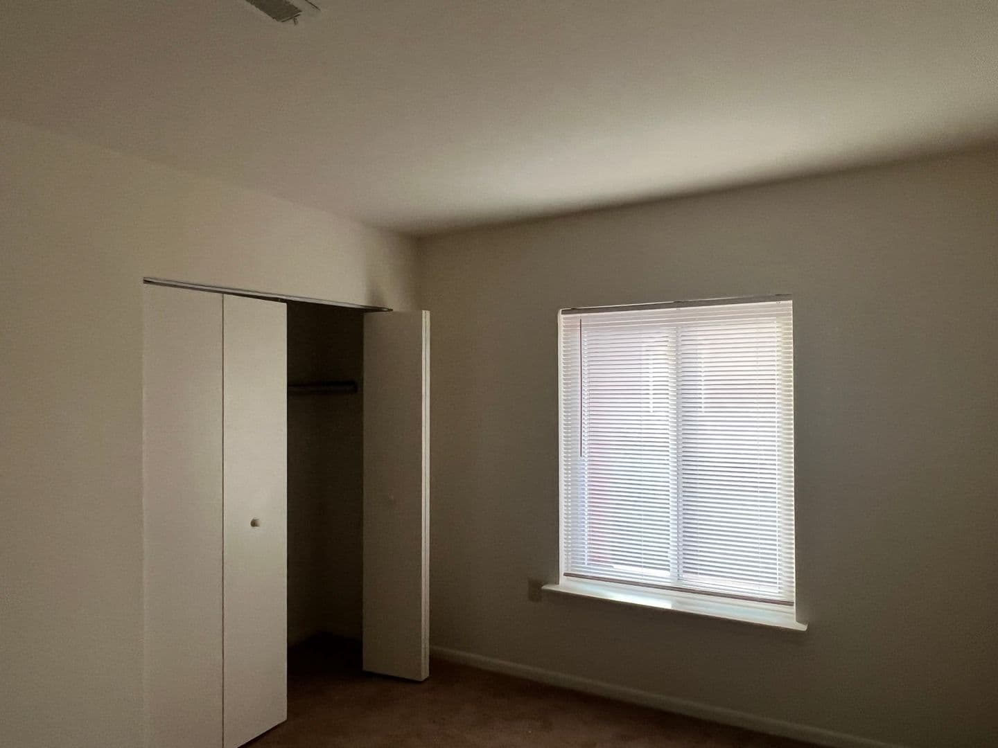 Whitehall Apartment: Mickley & Overlook Road