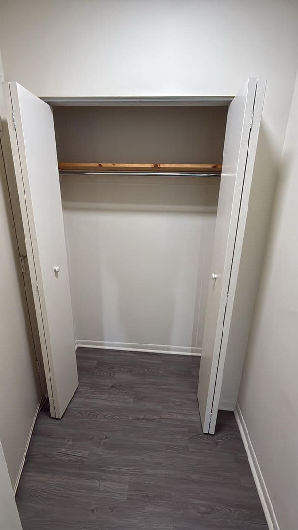 Whitehall Apartment: Mickley & Overlook Road