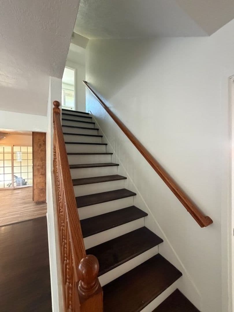 Woodland House: 120 Inyo Place