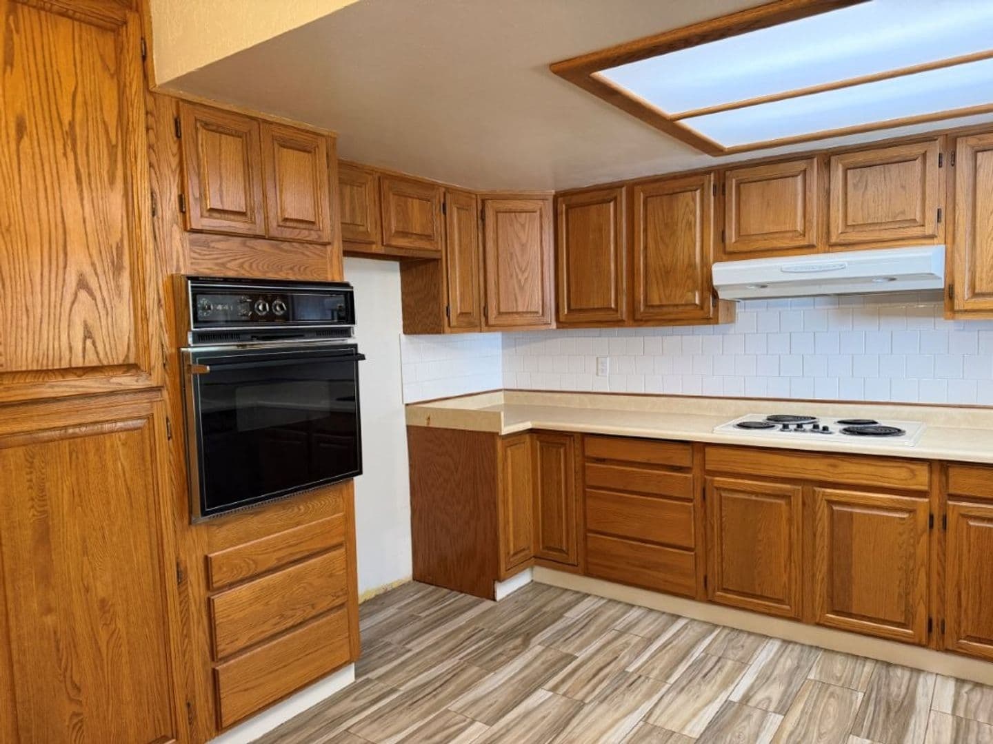 Woodland House: 120 Inyo Place