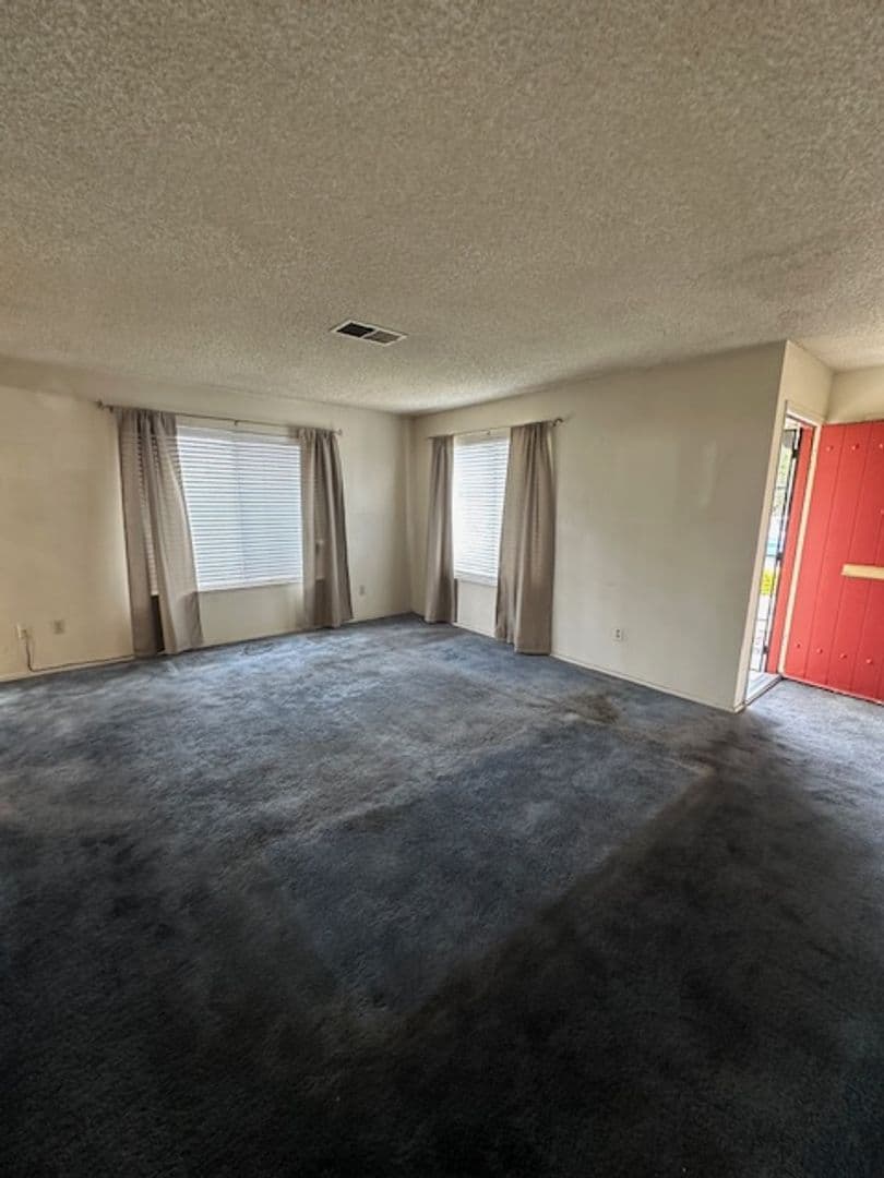 Woodland Condo: 52 W Elliot St, #51