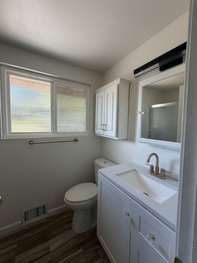 Woodland House: 120 Inyo Place