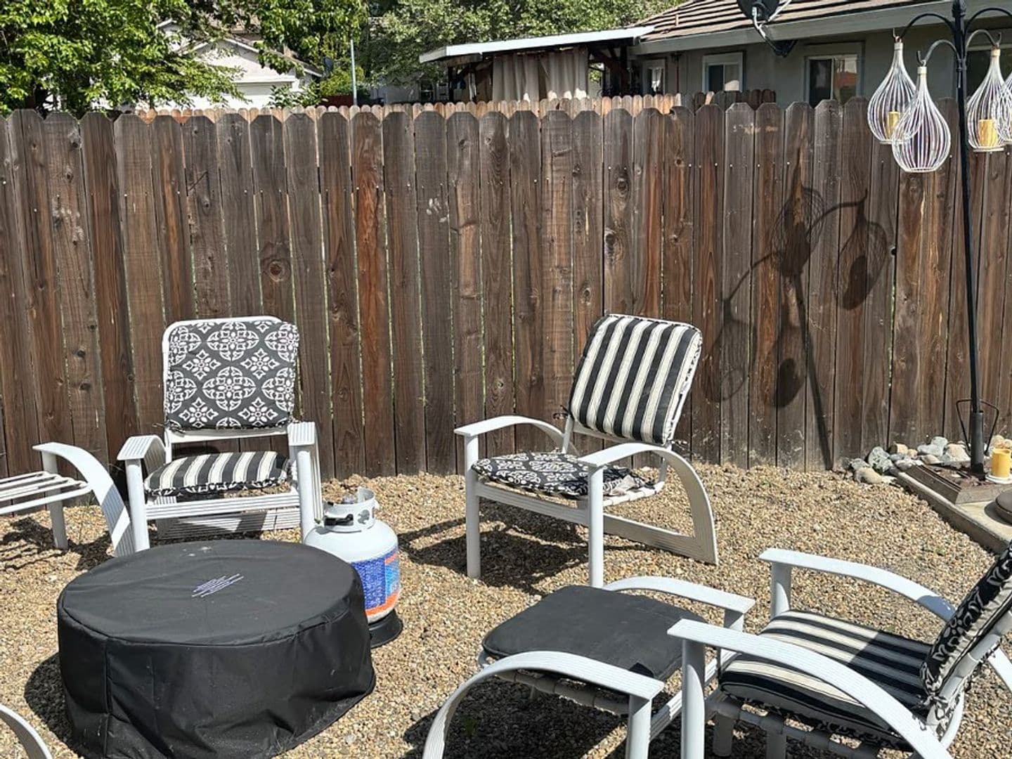 Sacramento House: 3413 Delphinium Way