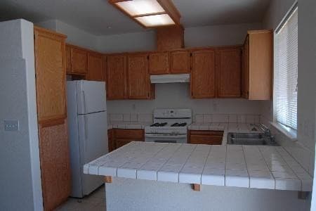 Woodland House: 1976 Hershey Drive