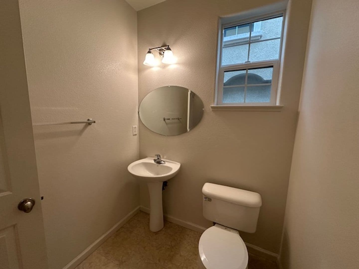 Woodland House: 2780 Garrett Place
